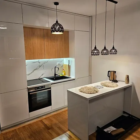 M&m Istocno Sarajevo Lukavica Donje Mladice